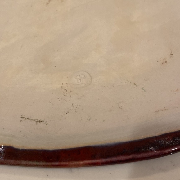 Gorgeous Stoneware Dinner/Serving Plates. Glazed on the Top.Marked on the bottom - Picture 4 of 6